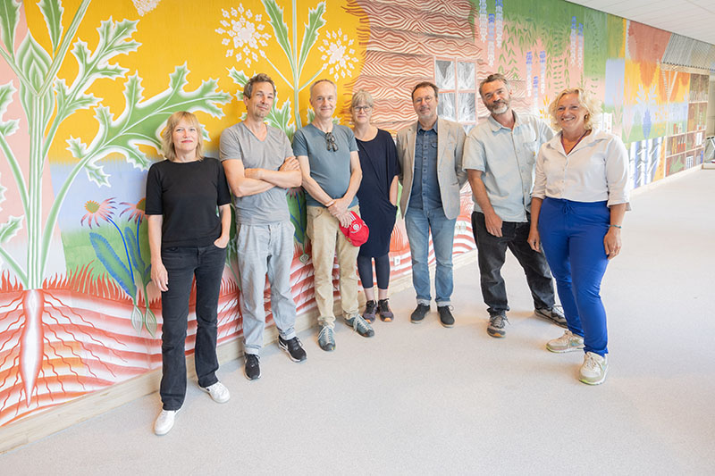 Petra Kooi ( Kunstzaken UMCG), Michiel Kluiters (KunstPunt), Gijs Frieling, Marika Derickx (UCP) , Bertrand de Jong (Kunstzaken UMCG, Job Wouters, Jeanine de Boer (KunstPunt). Op de foto ontbreekt: Mark Kap (UCP/UMCG)