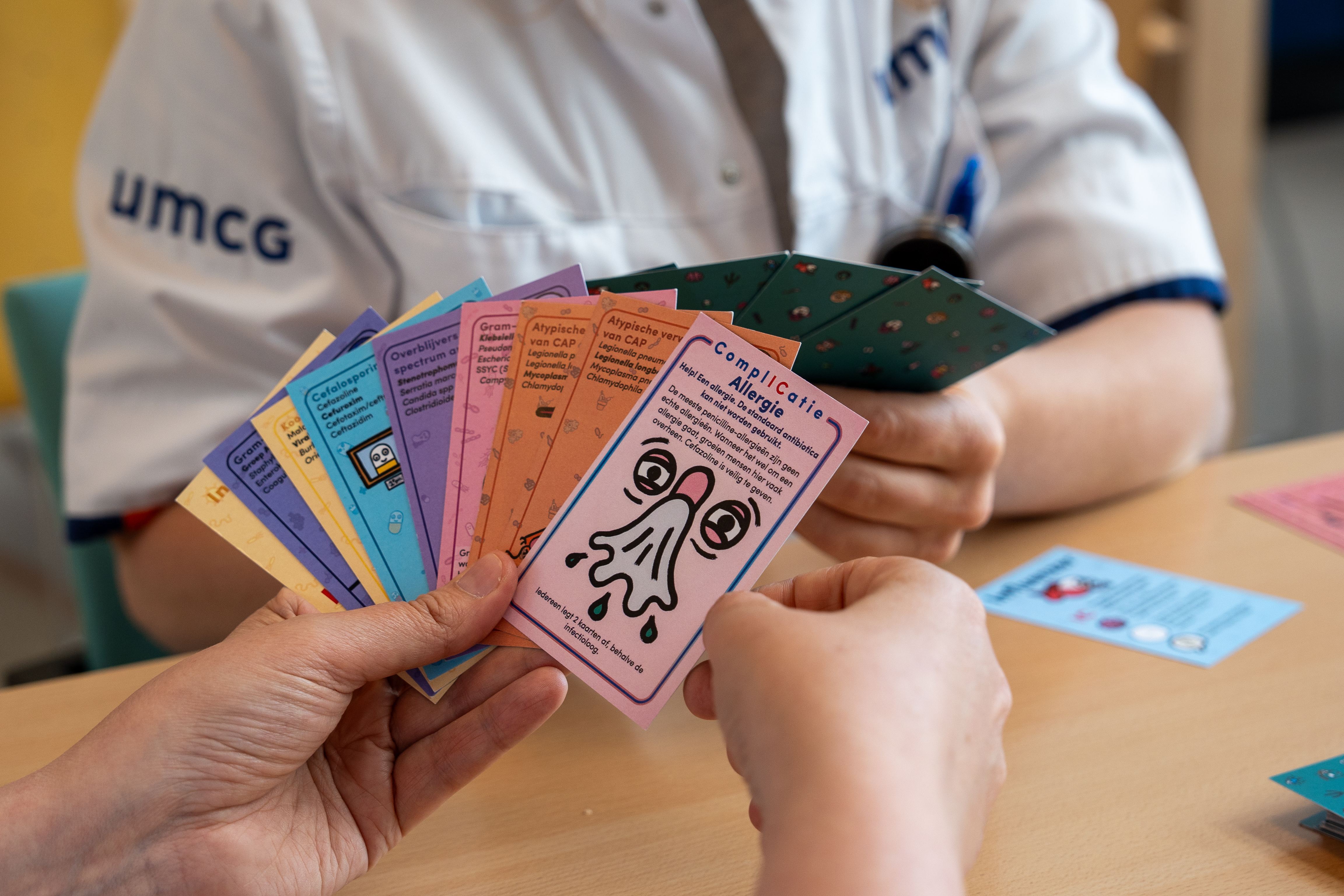 De kaarten van het kwartetspel 'Besmettelijk'